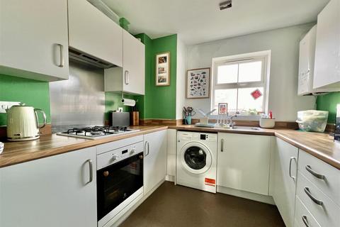 2 bedroom apartment for sale, Snetterton Heath, Gloucester GL2