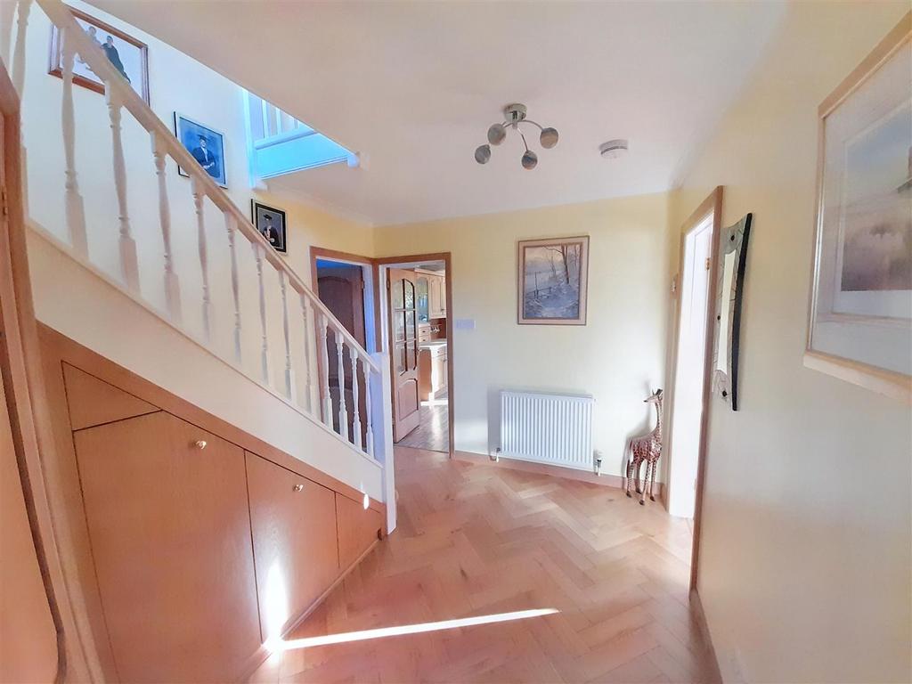 Entrance Hall 1 new.jpg