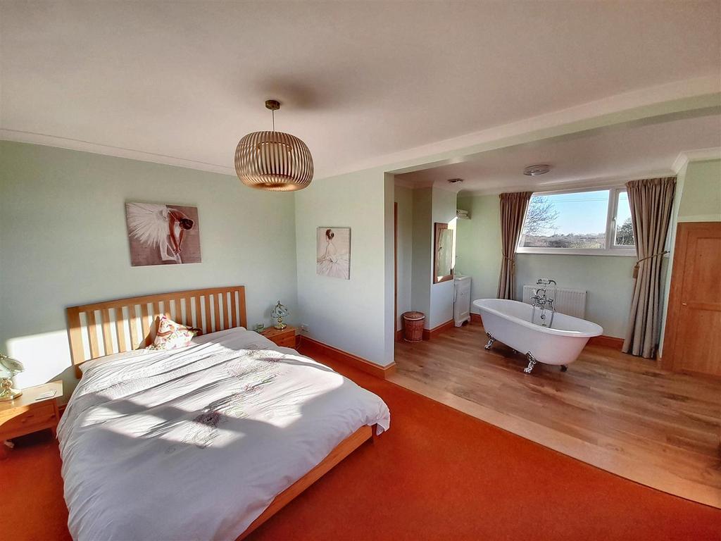 Bedroom 1a new a.jpg