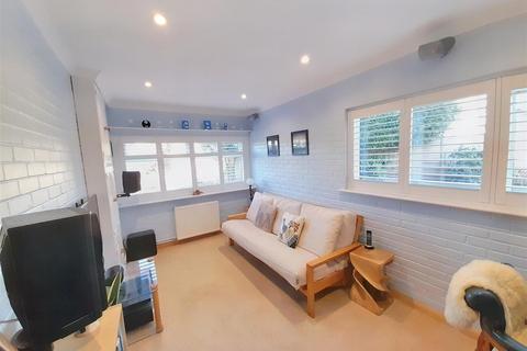 42 Downview Road, Barnham, Bognor Regis, PO22 0EF