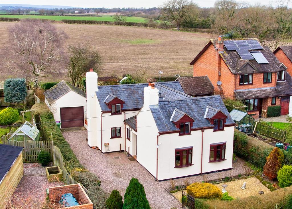 Weston Lullingfields, Nr Shrewsbury. 4 bed house for sale £367,500