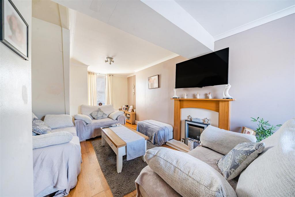 Llangyfelach Road, Treboeth, Swansea 3 bed terraced house for sale £