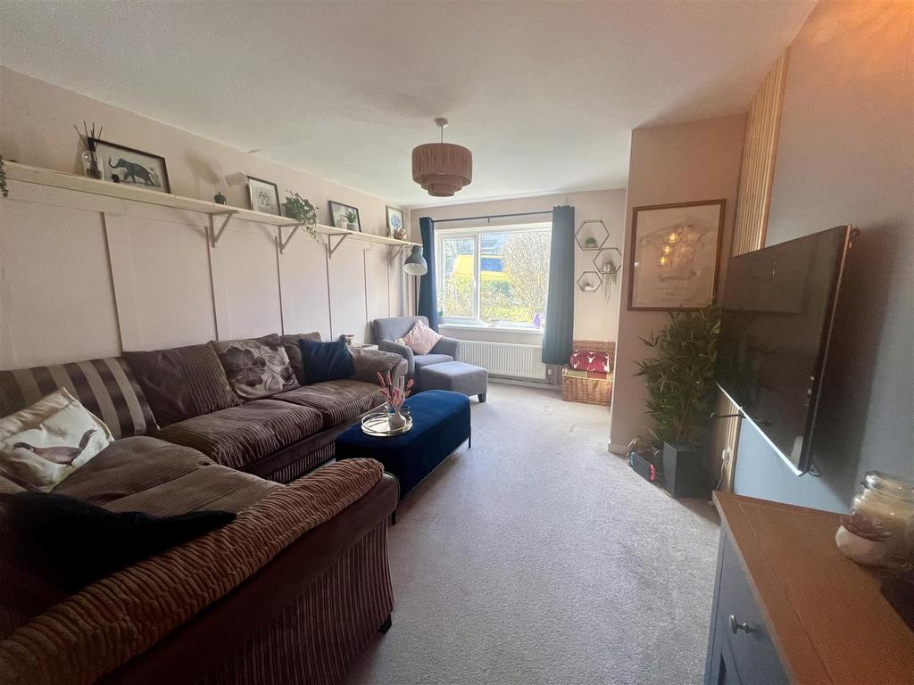 Camrose Drive, Waunarlwydd, Swansea 3 bed semidetached house for sale