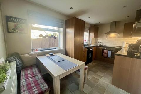 3 bedroom semi-detached house for sale - Camrose Drive, Waunarlwydd, Swansea