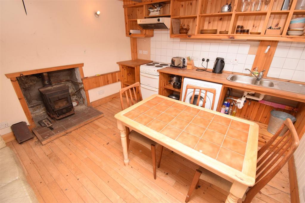 Kitchen diner one.jpg