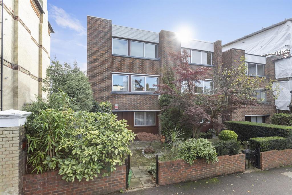 2310202313 HAMPHD 11 A Arkwright Road NW3 6 AA 028.J