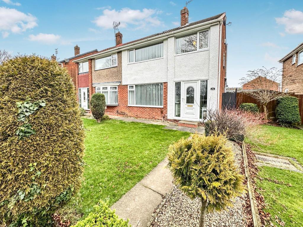 Newark Road, Fens, Hartlepool 3 bed semidetached house for sale £180,000