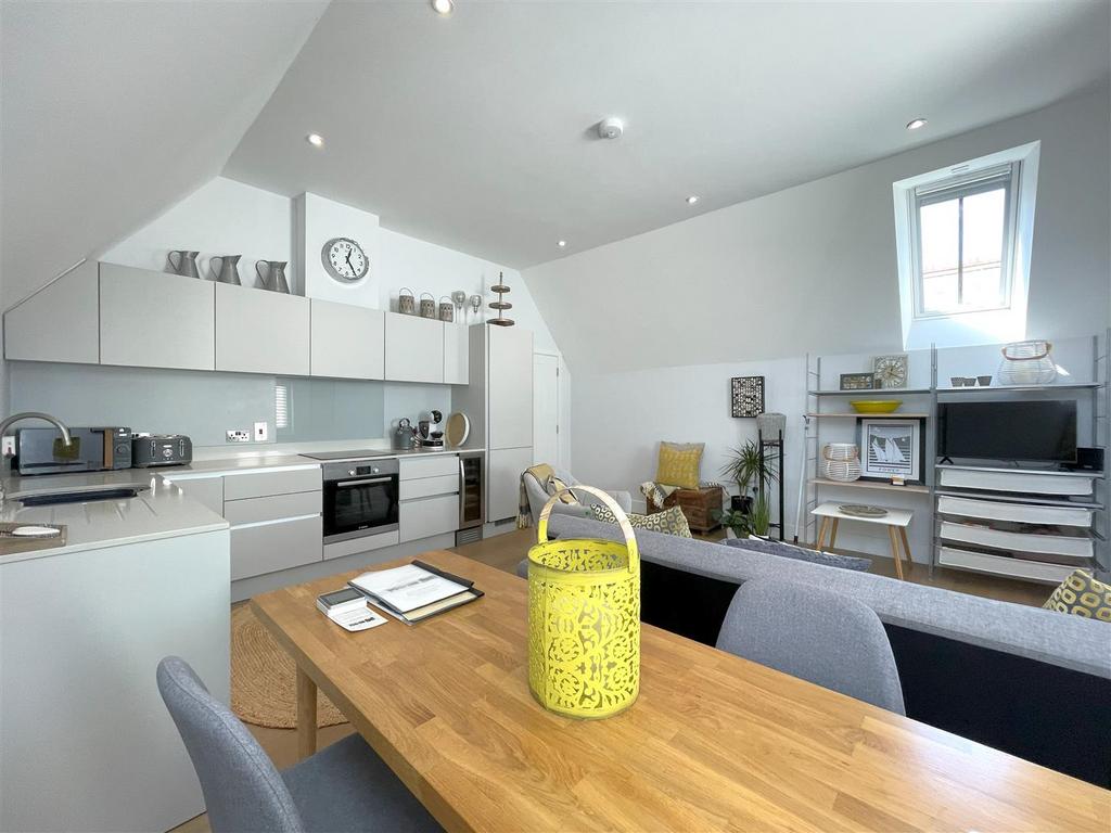 Living space 3.jpg