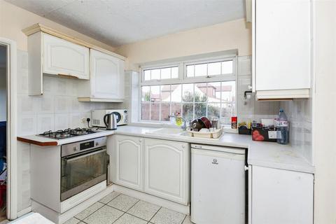 137 Langley Road, Slough, SL3 7DZ
