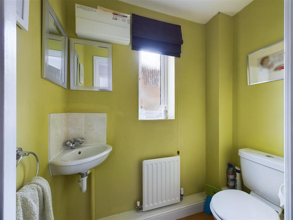 Guest cloakroom