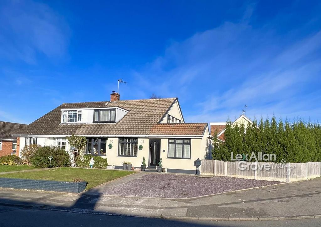 Milestone Drive, Hagley, Stourbridge 4 bed semidetached house for sale