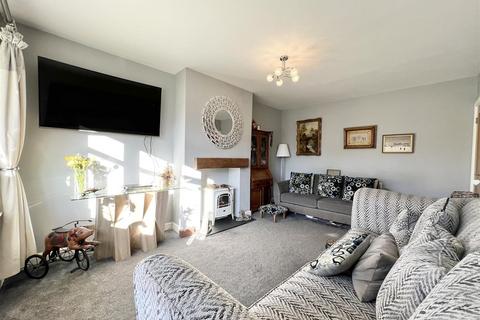 4 bedroom semi-detached house for sale, Milestone Drive, Hagley, Stourbridge
