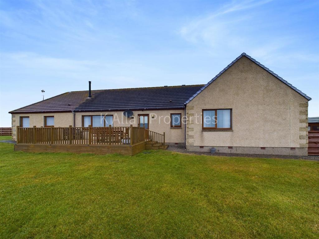 Kestrel View Lyth, By Wick, Caithness, KW1 4UD 4 bed detached bungalow