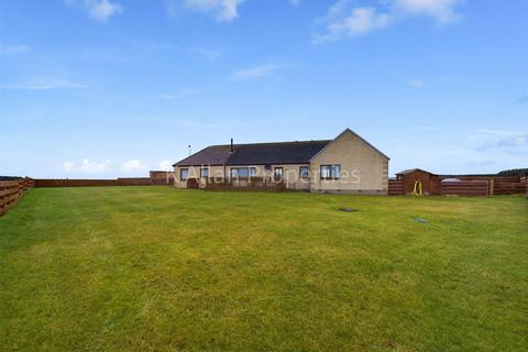 4 bedroom detached bungalow for sale - Kestrel View Lyth, By Wick, Caithness, KW1 4UD