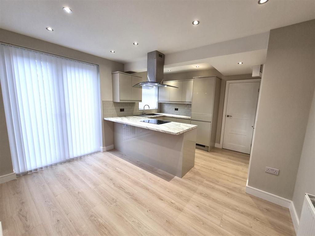 Dining Kitchen