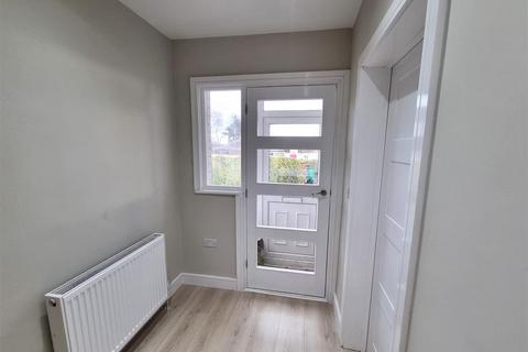 38 Bell Mount View, Leeds, LS13 2JD
