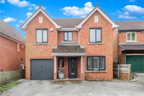 4 bedroom detached house for sale, Stradbroke Way, Wortley, Leeds