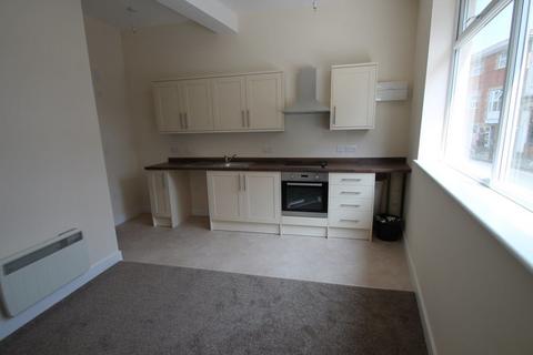 1 bedroom apartment to rent, High Street, Ryde