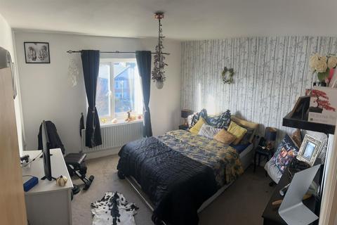 2 bedroom apartment for sale, Harkness Road, Hemel Hempstead HP2 5GX