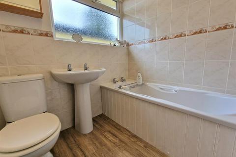 9 Cherry Close, Tiverton, EX16 6EU