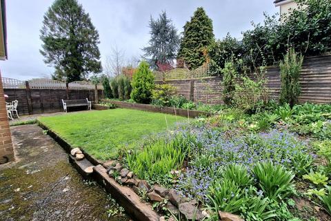 9 Cherry Close, Tiverton, EX16 6EU