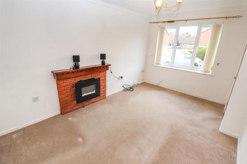 2 bedroom semi-detached house for sale - Aston Way, Oswestry