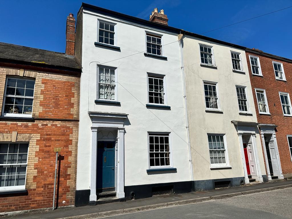 St. Andrew Street, Tiverton EX16 4 bed house for sale £450,000