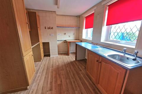8 Hill Crest, Tiverton, EX16 6AT