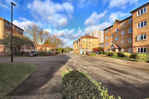 1 bedroom apartment for sale, Varsity Drive, Twickenham TW1