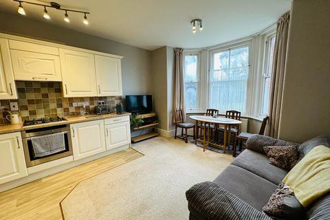 Flat 1, Sunnyside House Lower Town, Halberton, Tiverton, EX16 7AU