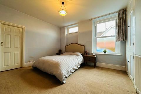 Flat 1, Sunnyside House Lower Town, Halberton, Tiverton, EX16 7AU