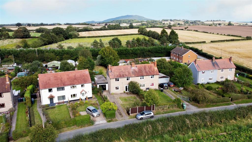 Brookside, Wroxeter, Shrewsbury 3 bed semidetached house for sale £