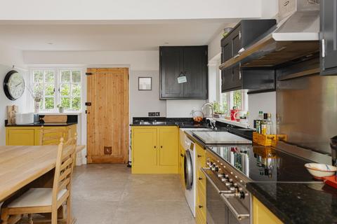 Cleave Prior Cottage Bridge Way, Chipstead, Coulsdon, CR5 3PX