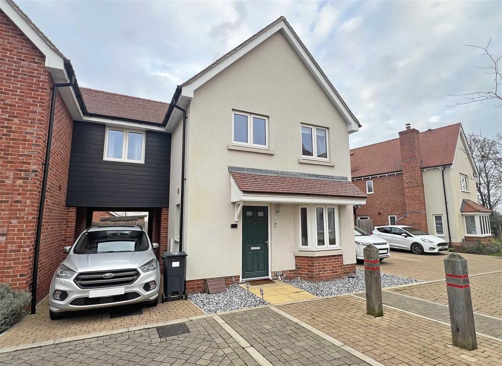 Crab Apple Drive, Black Notley, Braintree 3 bed detached house for sale