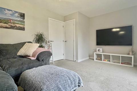 63 Crab Apple Drive, Black Notley, Braintree, CM77 8FW