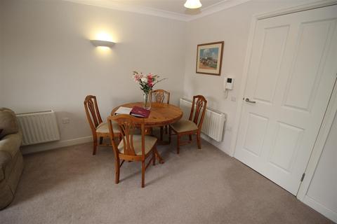 1 bedroom retirement property for sale - The Fairways, Chippenham SN15