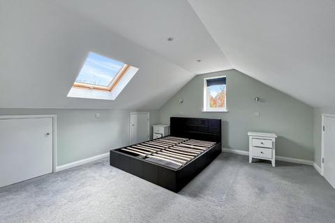 3 bedroom semi-detached house for sale, Grosvenor Road, Kennington, Ashford TN24