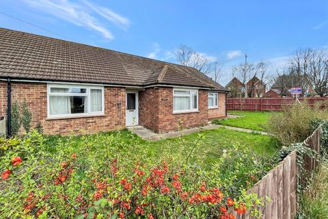 3 bedroom semi-detached house for sale, Grosvenor Road, Kennington, Ashford TN24