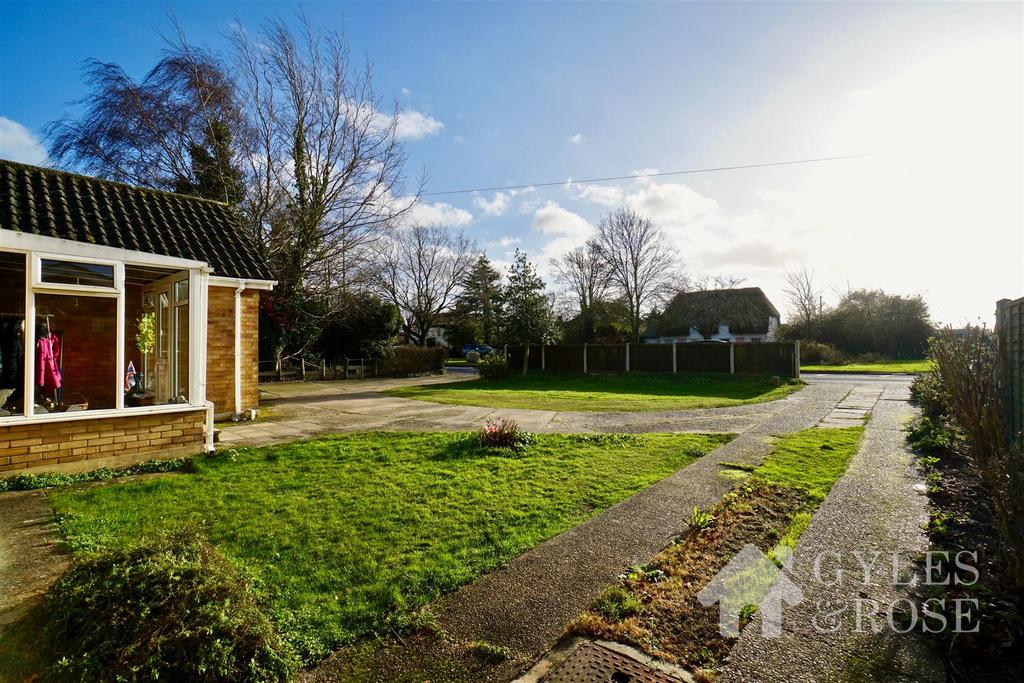 Elmstead Market, Colchester 3 bed detached bungalow for sale £375,000