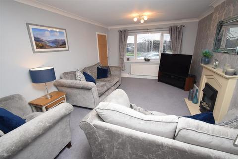 54 Broom Way, Westhoughton, Bolton, BL5 3TZ