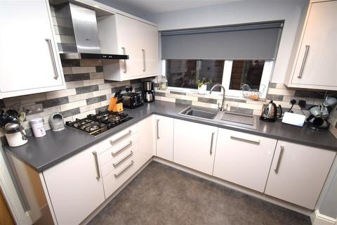 54 Broom Way, Westhoughton, Bolton, BL5 3TZ
