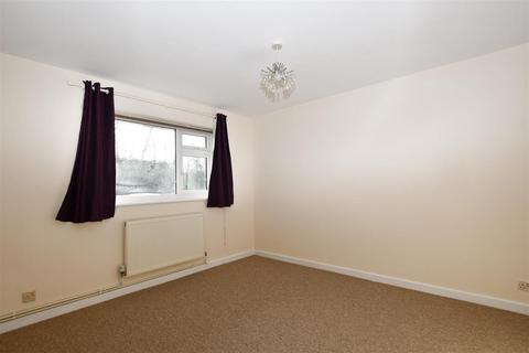 2 bedroom maisonette to rent - The Ridgeway St Albans Herts
