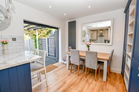 3 bedroom end of terrace house for sale, Napsbury Avenue, London Colney, St. Albans