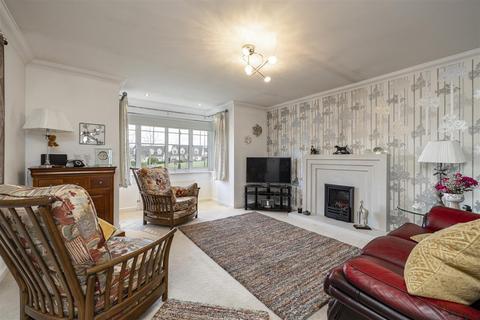 18 Cleuch Avenue, North Middleton, Gorebridge, EH23 4RP