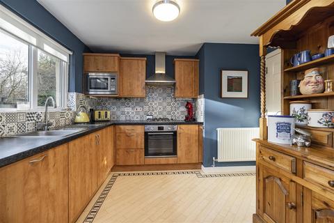 18 Cleuch Avenue, North Middleton, Gorebridge, EH23 4RP
