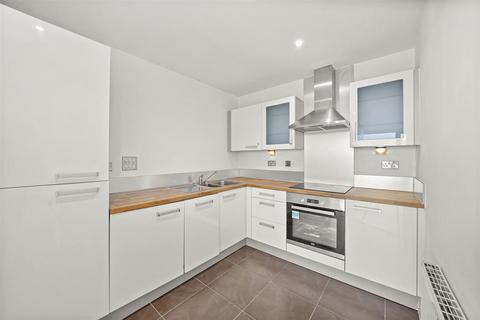 2 bedroom flat for sale - Oceanis Apartments, Royal Victoria Dock, E16