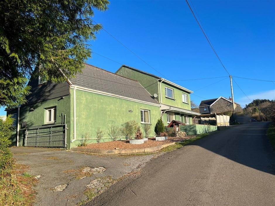 Five Roads, Llanelli 6 bed property for sale £585,000