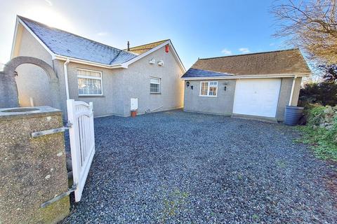 3 bedroom detached bungalow for sale, Meneage Road, Helston TR13