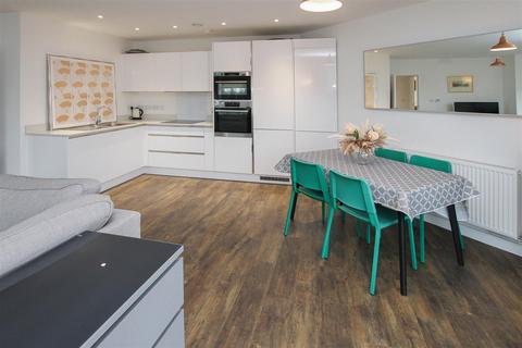 Flat 18, Daisy Court Jackdaw Close, Romford, RM3 0LW