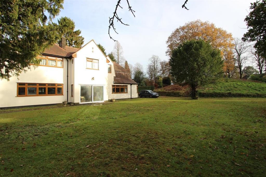 The Drive, Banstead 4 bed detached house for sale £1,350,000